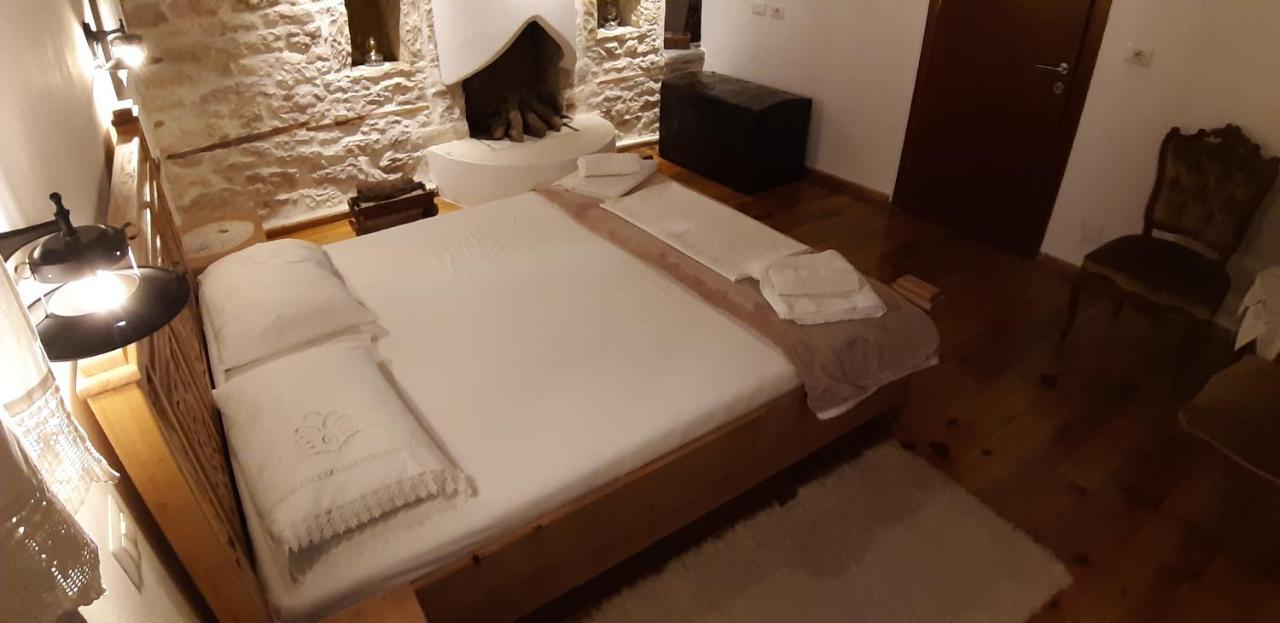 Hotel Braja House Gjirokastër Exteriér fotografie
